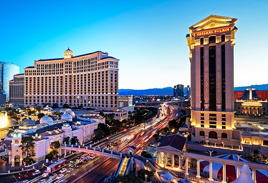 hollywood-vacations-lasvegas-feature-image